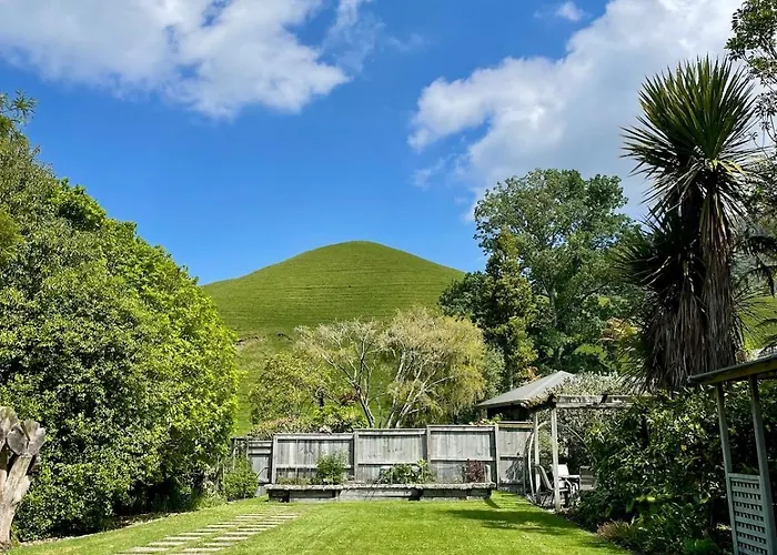 Views, Kayaks, Family Friendly Rotorua